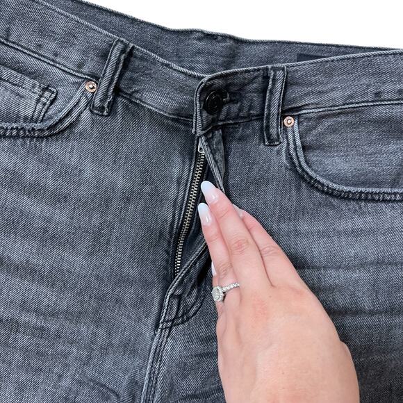 ALLSAINTS Yanni Cut Off Denim Shorts in Washed Black Womens Size 28 - Picture 4 of 6